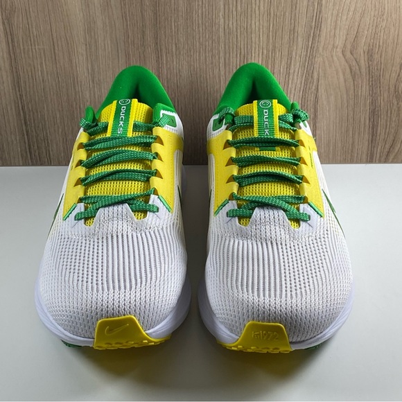 Nike Zoom Pegasus 40 Oregon Ducks Green DZ5979-100 Men's Size 9.5 - Picture 2 of 10